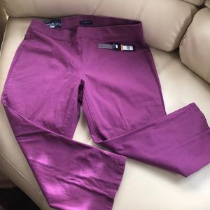 16W Capri jeans